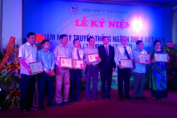 Marphavet tham dự Lễ kỷ niệm 67 năm ngày truyền thống ngành Thú y - Tập đoàn Đức Hạnh Marphavet BMG - XEVIP.ICU