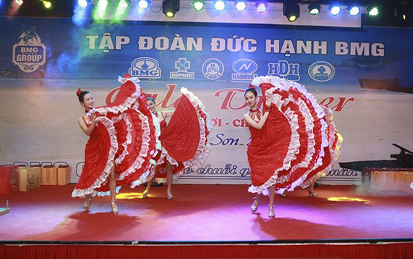 Du lịch Sầm Sơn cùng Công ty Marphavet - Tập đoàn Đức Hạnh Marphavet BMG - XEVIP.ICU
