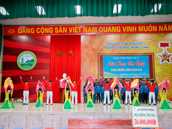 Marphavet trao học bổng cho sinh viên Khoa Chăn nuôi thú y – ĐH Nông lâm Thái Nguyên - Tập đoàn Đức Hạnh Marphavet BMG - XEVIP.ICU