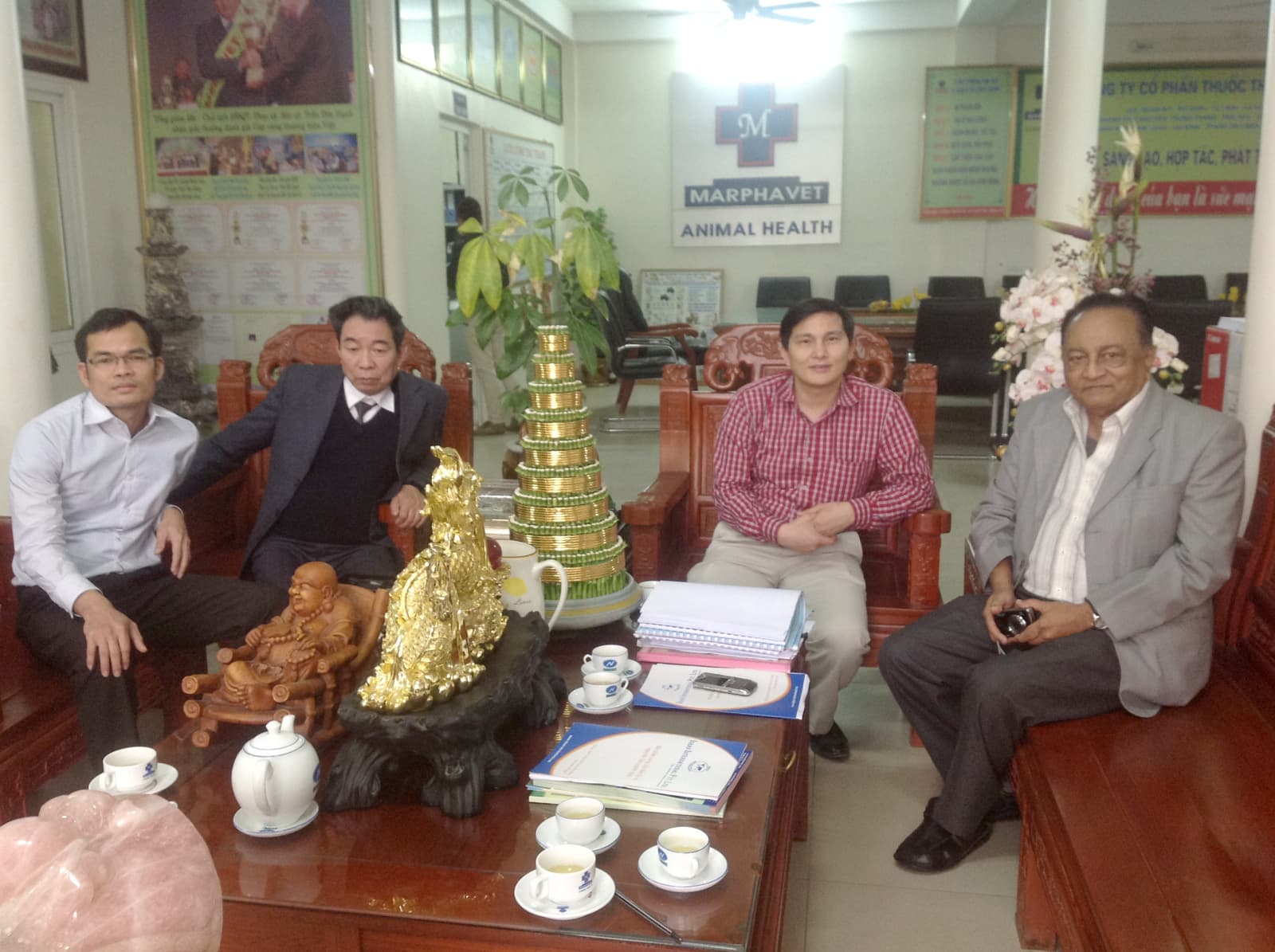 Đối tác Vắc xin Ấn độ sang thăm và làm việc tại Tổng Công ty Marphavet - Tập đoàn Đức Hạnh Marphavet BMG - XEVIP.ICU
