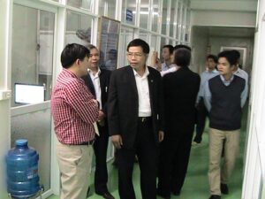 Hiệu trưởng ĐHNN Hà Nội và ban chủ nhiệm khoa Thú y lên thăm quan và làm việc tại nhà máy Marphavet - Tập đoàn Đức Hạnh Marphavet BMG - XEVIP.ICU