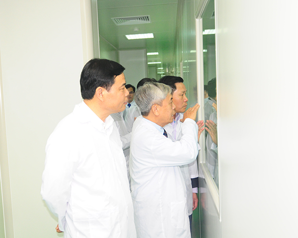 Đồng chí Nguyễn Xuân Cường - Bộ trưởng Bộ NN&PTNT thăm và làm việc tại Tập đoàn - Tập đoàn Đức Hạnh Marphavet BMG - XEVIP.ICU