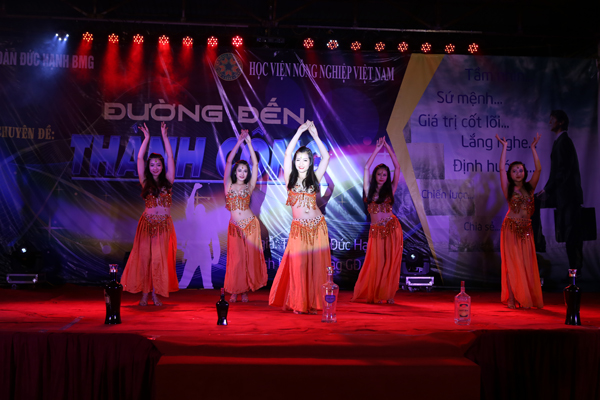 Đêm giao lưu “Đường đến thành công” với hơn 5000 sinh viên Học Viện Nông nghiệp Việt Nam (VNUA) - Tập đoàn Đức Hạnh Marphavet BMG - XEVIP.ICU