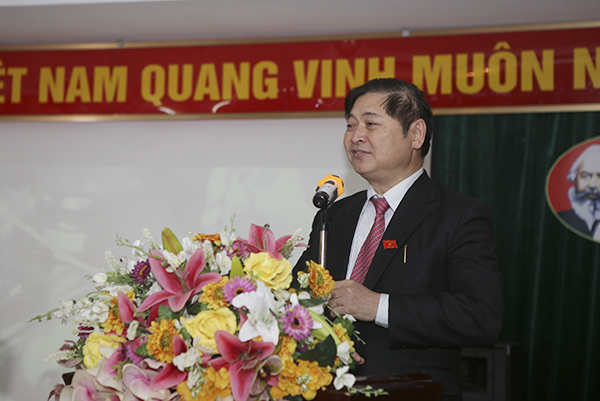 Đồng chí Phan Xuân Dũng - Ủy viên TW Đảng, Ủy viên Ban thường vụ Quốc hội cùng lãnh đạo Cục Thú y, Hội Thú y Việt Nam đến thăm và làm việc tại Công ty CP Marphavet - Tập đoàn Đức Hạnh Marphavet BMG - XEVIP.ICU
