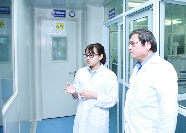 Đoàn chuyên gia Bộ NN&PTNN; Lãnh đạo Cục thú y khảo sát Phòng thử nghiệm tiếp nhận giống Virus LMLM tại Công ty Marphavet - Tập đoàn Đức Hạnh Marphavet BMG - XEVIP.ICU