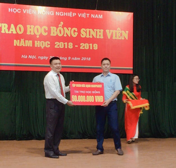 Marphavet tài trợ học bổng cho sinh viên Học Viện Nông Nghiệp Việt Nam nhân dịp lễ khai giảng năm học mới 2018-2026 - Tập đoàn Đức Hạnh Marphavet BMG - XEVIP.ICU