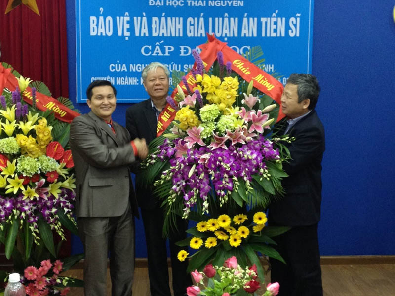 Tổng GĐ, Chủ tich HĐQT Trần Đức Hạnh bảo vệ luận án Tiến sĩ - Tập đoàn Đức Hạnh Marphavet BMG - XEVIP.ICU
