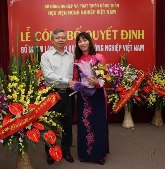MARPHAVET chúc mừng tân Phó GĐ Học viện Nông nghiệp Việt Nam - Tập đoàn Đức Hạnh Marphavet BMG - XEVIP.ICU