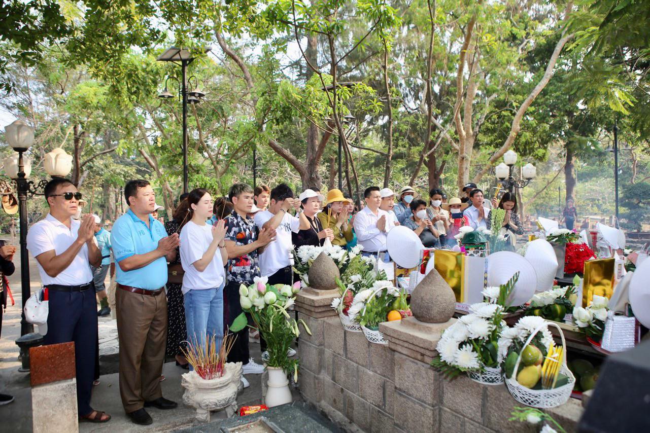 ĐỜI ĐỜI NHỚ ƠN NGƯỜI CÓ CÔNG - DU LỊCH CÔN ĐẢO 2026 - Tập đoàn Đức Hạnh Marphavet BMG - XEVIP.ICU