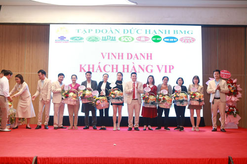 Chương trình tri ân, tặng quà đại lý cấp 1, chúc mừng Quốc tế phụ nữ 8/3 - Tập đoàn Đức Hạnh Marphavet BMG - XEVIP.ICU
