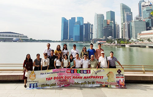 Tập đoàn Đức Hạnh BMG cùng khách hàng du lịch Singapore Đảo quốc Sư Tử - Tập đoàn Đức Hạnh Marphavet BMG - XEVIP.ICU