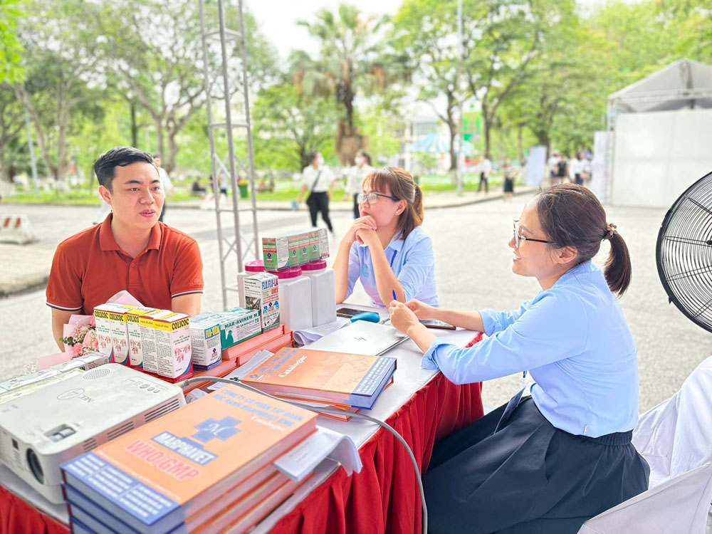 Tập đoàn Đức Hạnh Marphavet BMG tham gia ngày Hội việc làm 2026 tại HV Nông nghiệp Việt Nam - Tập đoàn Đức Hạnh Marphavet BMG - XEVIP.ICU