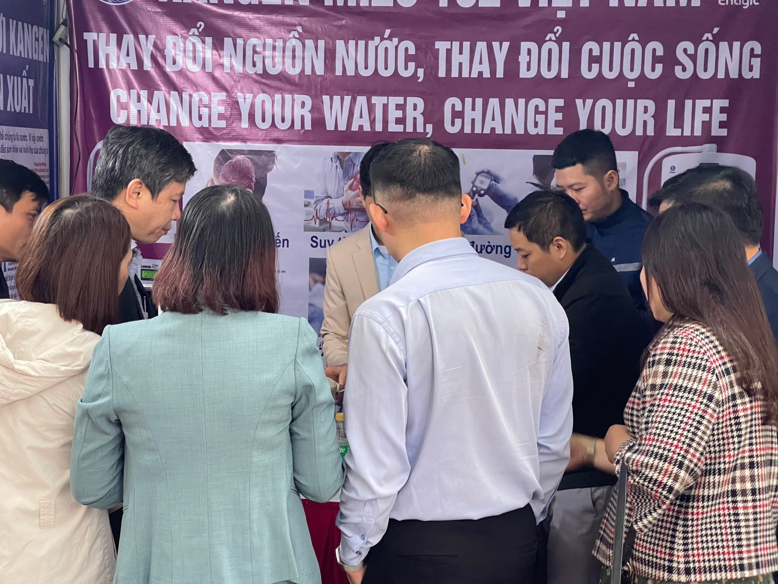 Tập đoàn Đức Hạnh Marphavet BMG tham gia Hội chợ việc làm tại Đại học Thủy Lợi - Tập đoàn Đức Hạnh Marphavet BMG - XEVIP.ICU