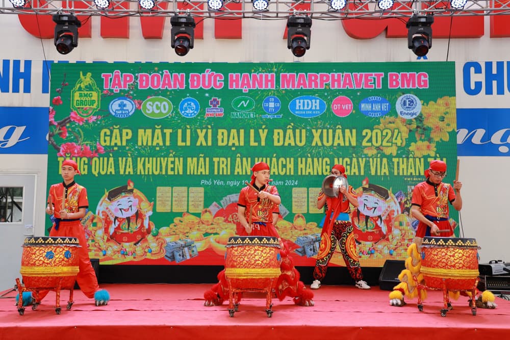 TẬP ĐOÀN TỔ CHỨC GẶP MẶT HƠN 650 ĐẠI LÝ NHÂN NGÀY VÍA THẦN TÀI MÙNG 10 THÁNG GIÊNG NĂM GIÁP THÌN - Tập đoàn Đức Hạnh Marphavet BMG - XEVIP.ICU