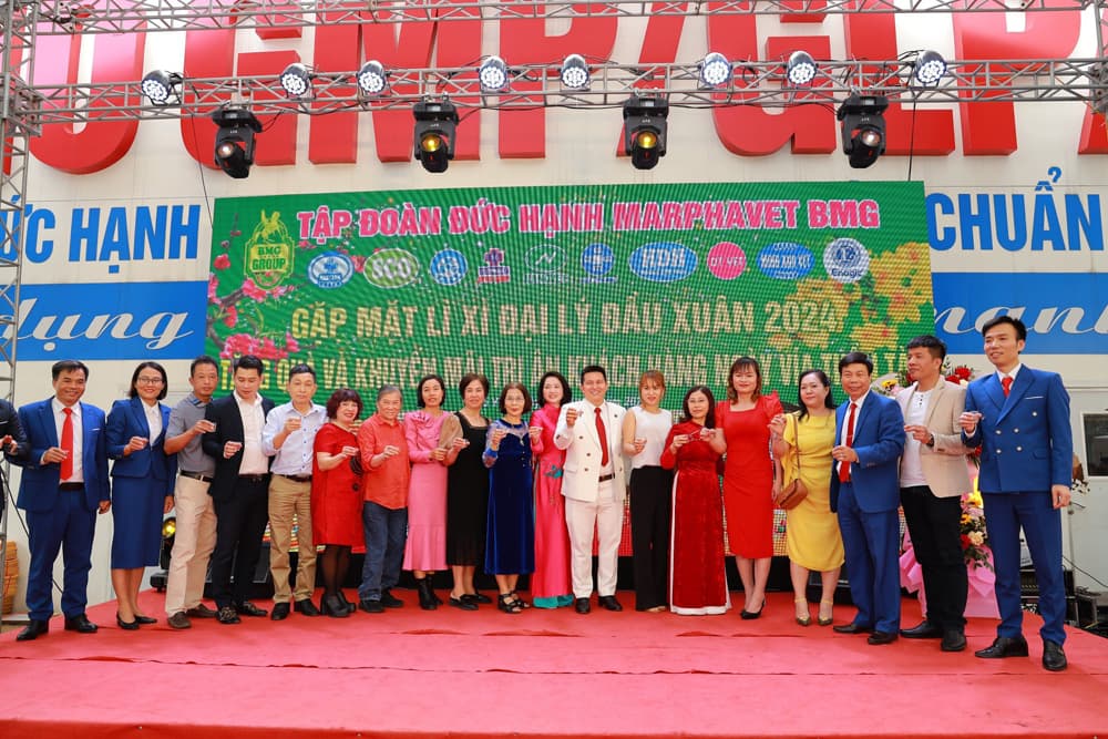 TẬP ĐOÀN TỔ CHỨC GẶP MẶT HƠN 650 ĐẠI LÝ NHÂN NGÀY VÍA THẦN TÀI MÙNG 10 THÁNG GIÊNG NĂM GIÁP THÌN - Tập đoàn Đức Hạnh Marphavet BMG - XEVIP.ICU