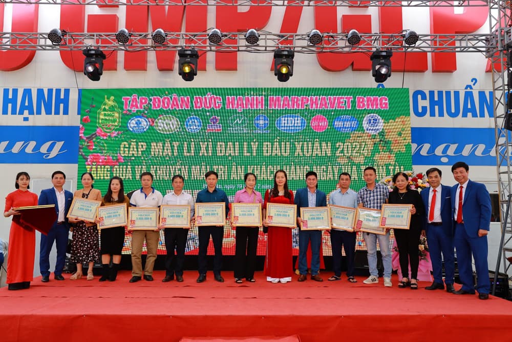 TẬP ĐOÀN TỔ CHỨC GẶP MẶT HƠN 650 ĐẠI LÝ NHÂN NGÀY VÍA THẦN TÀI MÙNG 10 THÁNG GIÊNG NĂM GIÁP THÌN - Tập đoàn Đức Hạnh Marphavet BMG - XEVIP.ICU