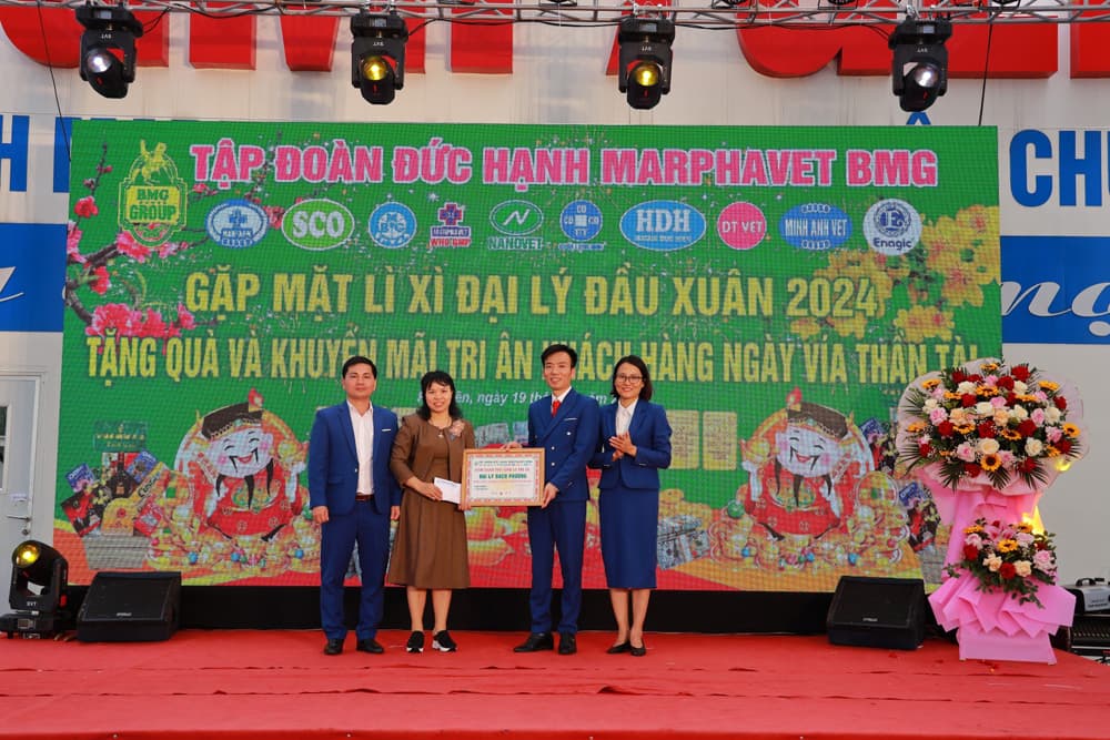 TẬP ĐOÀN TỔ CHỨC GẶP MẶT HƠN 650 ĐẠI LÝ NHÂN NGÀY VÍA THẦN TÀI MÙNG 10 THÁNG GIÊNG NĂM GIÁP THÌN - Tập đoàn Đức Hạnh Marphavet BMG - XEVIP.ICU