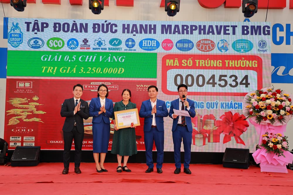 TẬP ĐOÀN TỔ CHỨC GẶP MẶT HƠN 650 ĐẠI LÝ NHÂN NGÀY VÍA THẦN TÀI MÙNG 10 THÁNG GIÊNG NĂM GIÁP THÌN - Tập đoàn Đức Hạnh Marphavet BMG - XEVIP.ICU