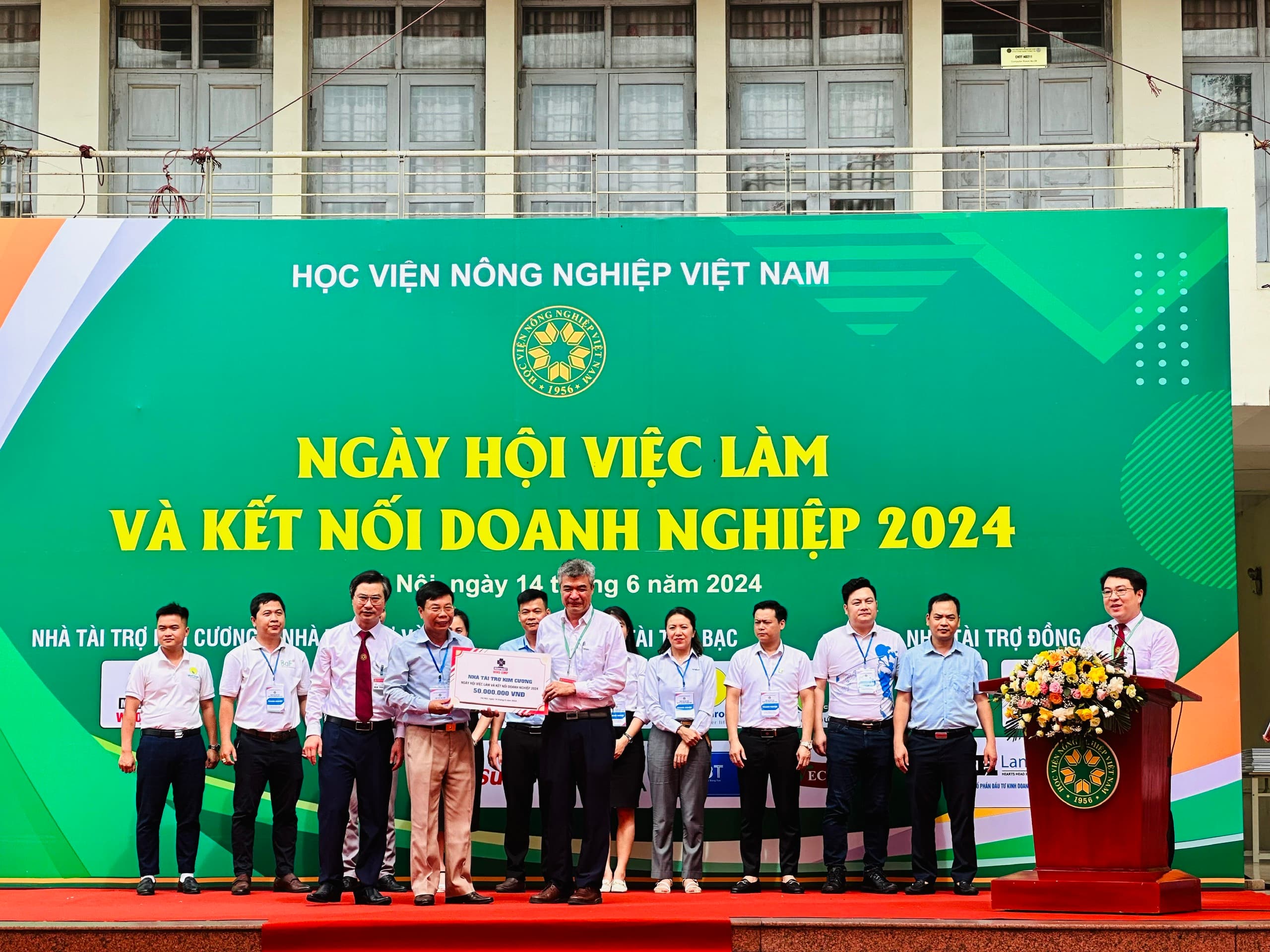 Tập đoàn Đức Hạnh Marphavet BMG tham gia sự kiện Ngày hội việc làm và kết nối doanh nghiệp năm 2026 - Tập đoàn Đức Hạnh Marphavet BMG - XEVIP.ICU