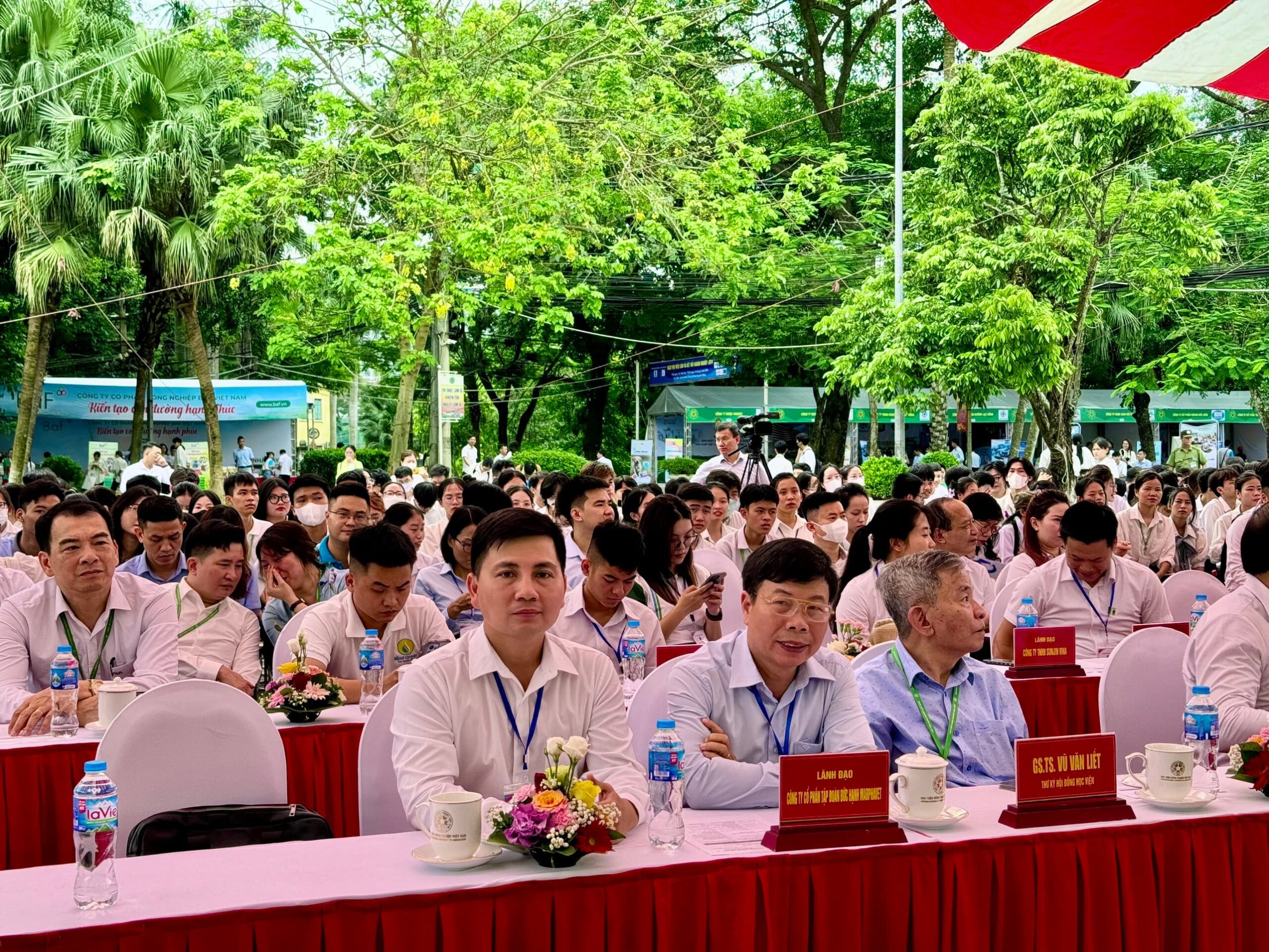 Tập đoàn Đức Hạnh Marphavet BMG tham gia sự kiện Ngày hội việc làm và kết nối doanh nghiệp năm 2026 - Tập đoàn Đức Hạnh Marphavet BMG - XEVIP.ICU