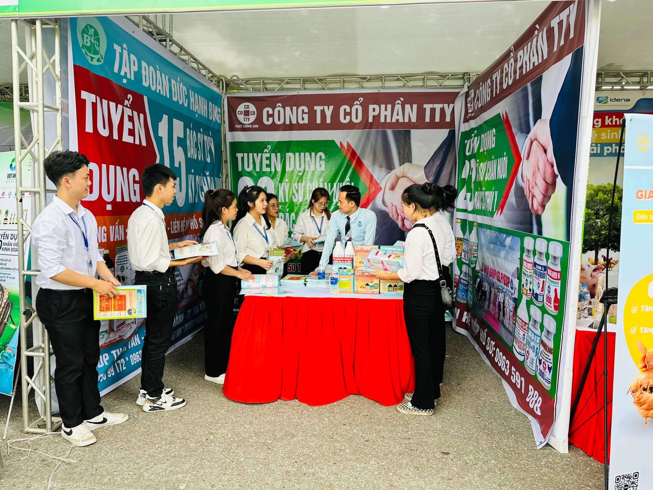 Tập đoàn Đức Hạnh Marphavet BMG tham gia sự kiện Ngày hội việc làm và kết nối doanh nghiệp năm 2026 - Tập đoàn Đức Hạnh Marphavet BMG - XEVIP.ICU