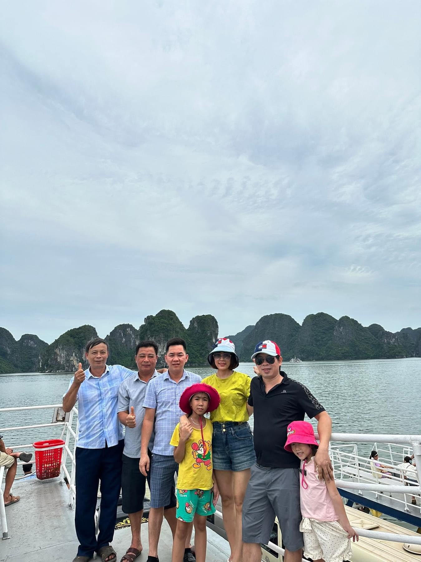 Tour Cát Bà ngày 2-3/7 với hơn 350 quý khách hàng của Tập đoàn Đức Hạnh Marphavet BMG - Tập đoàn Đức Hạnh Marphavet BMG - XEVIP.ICU