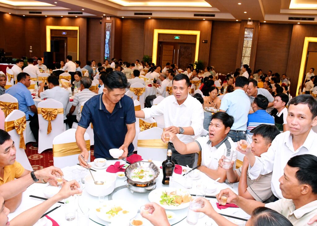 Hội Nghị Tri Ân Khách Hàng tại Khách sạn Mường Thanh Quảng Nam - Tập đoàn Đức Hạnh Marphavet BMG - XEVIP.ICU