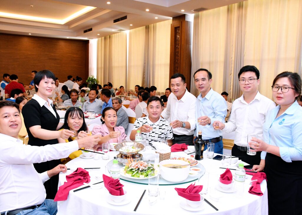 Hội Nghị Tri Ân Khách Hàng tại Khách sạn Mường Thanh Quảng Nam - Tập đoàn Đức Hạnh Marphavet BMG - XEVIP.ICU