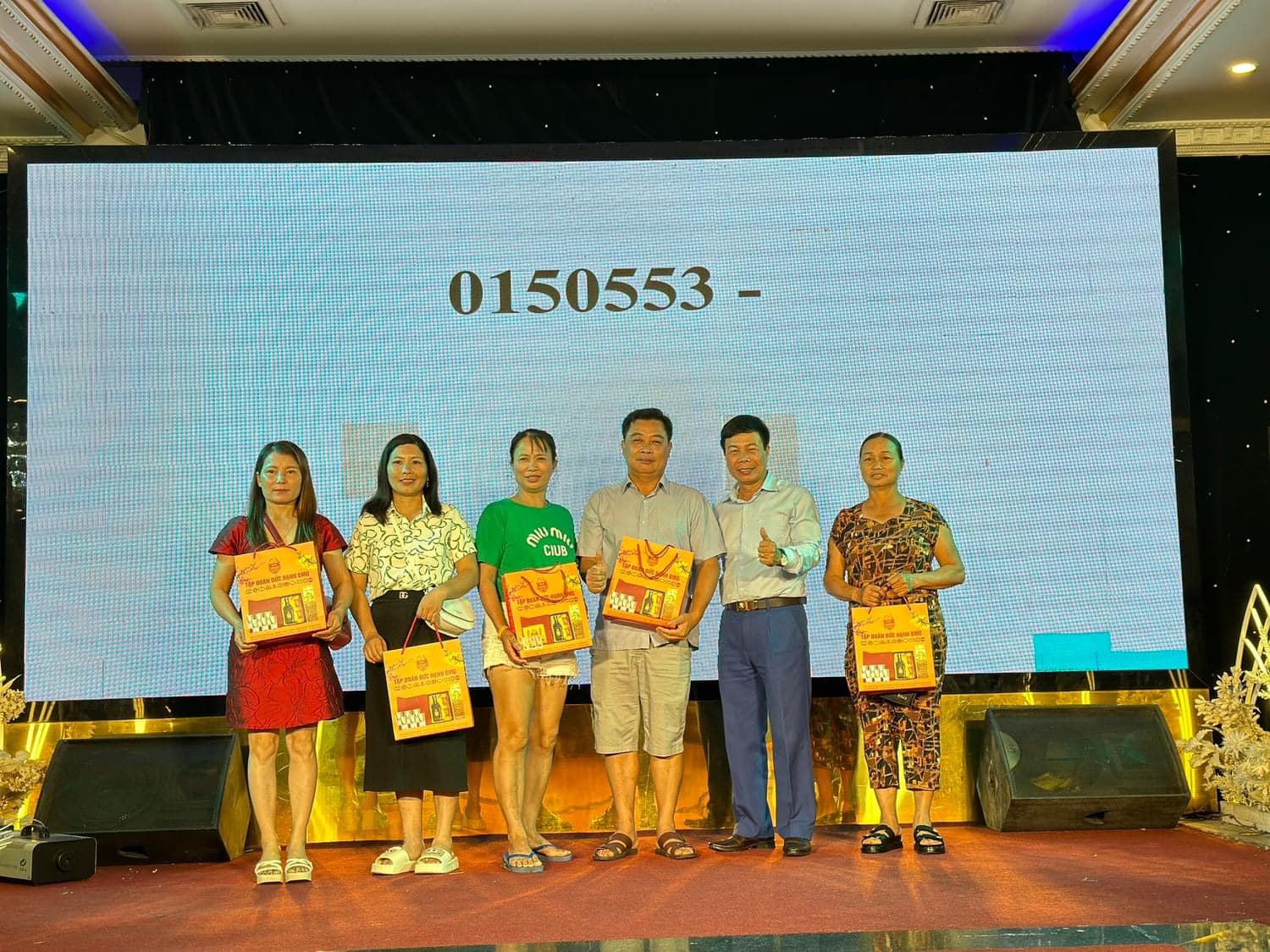 Tour Cát Bà ngày 2-3/7 với hơn 350 quý khách hàng của Tập đoàn Đức Hạnh Marphavet BMG - Tập đoàn Đức Hạnh Marphavet BMG - XEVIP.ICU