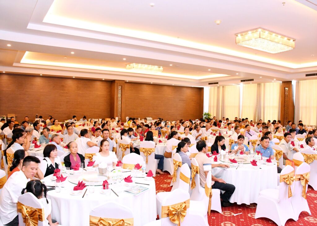 Hội Nghị Tri Ân Khách Hàng tại Khách sạn Mường Thanh Quảng Nam - Tập đoàn Đức Hạnh Marphavet BMG - XEVIP.ICU