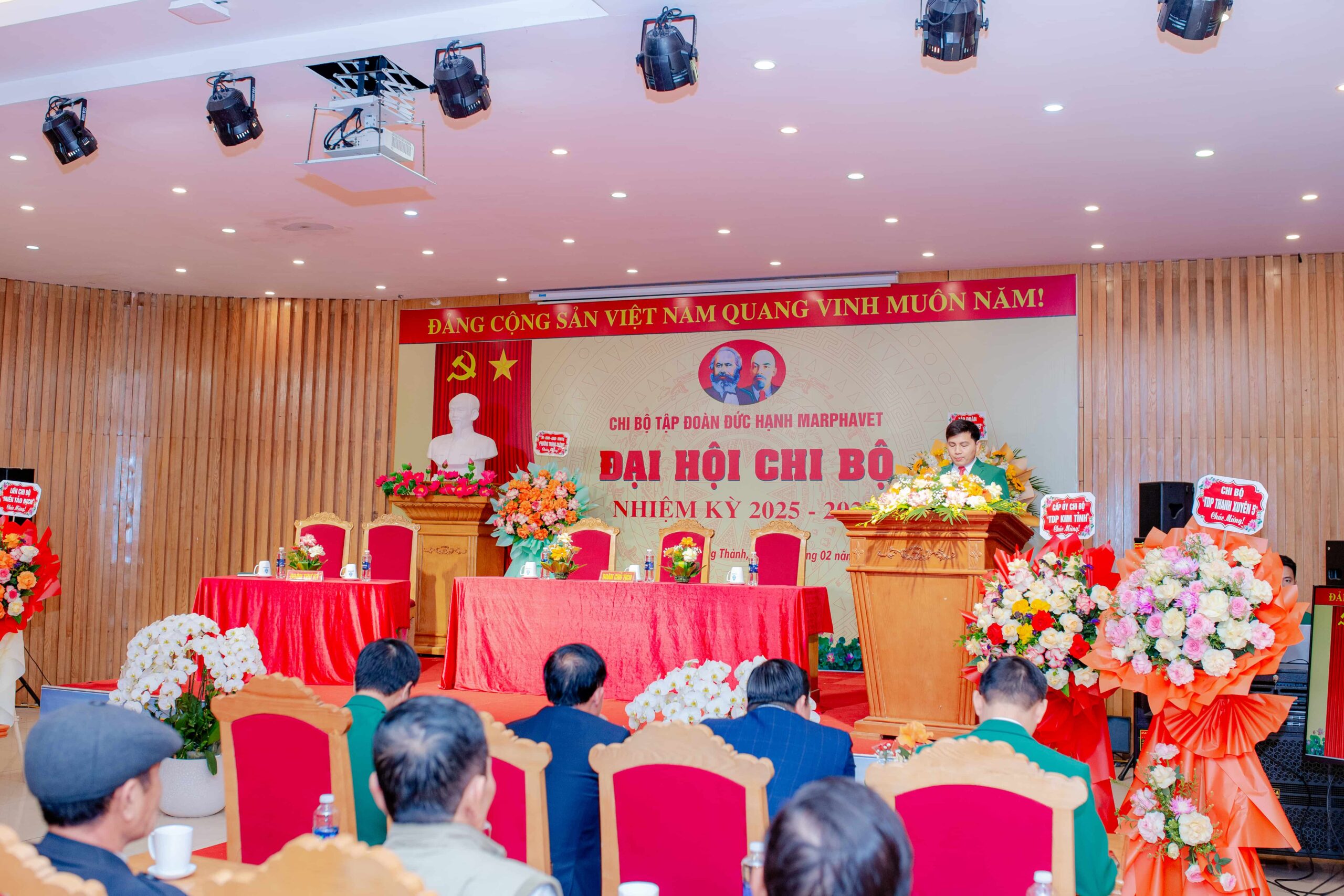 ĐẠI HỘI ĐẢNG TẬP ĐOÀN ĐỨC HẠNH MARPHAVET BMG NHIỆM KỲ 2025-2026 - Tập đoàn Đức Hạnh Marphavet BMG - XEVIP.ICU
