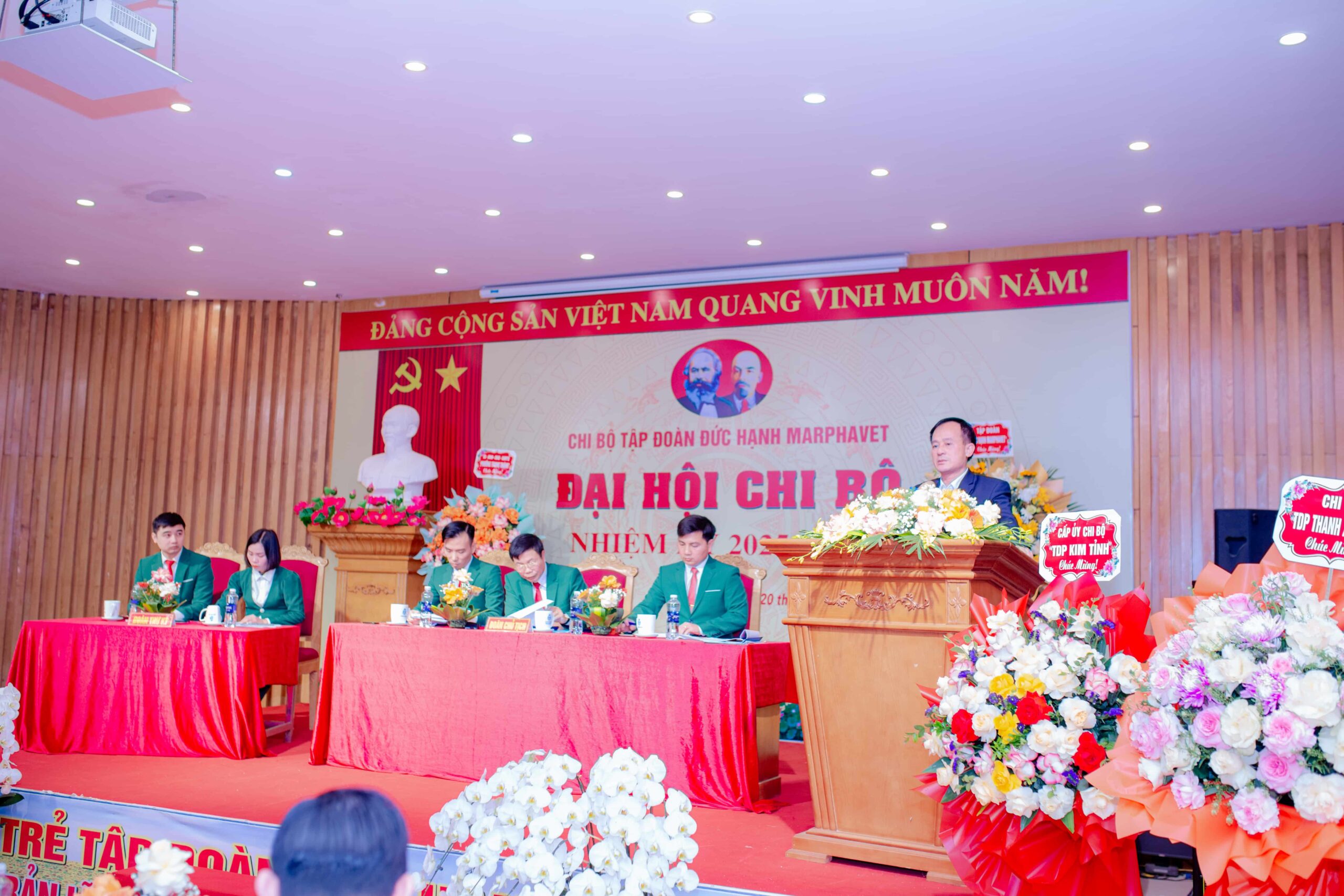ĐẠI HỘI ĐẢNG TẬP ĐOÀN ĐỨC HẠNH MARPHAVET BMG NHIỆM KỲ 2025-2026 - Tập đoàn Đức Hạnh Marphavet BMG - XEVIP.ICU