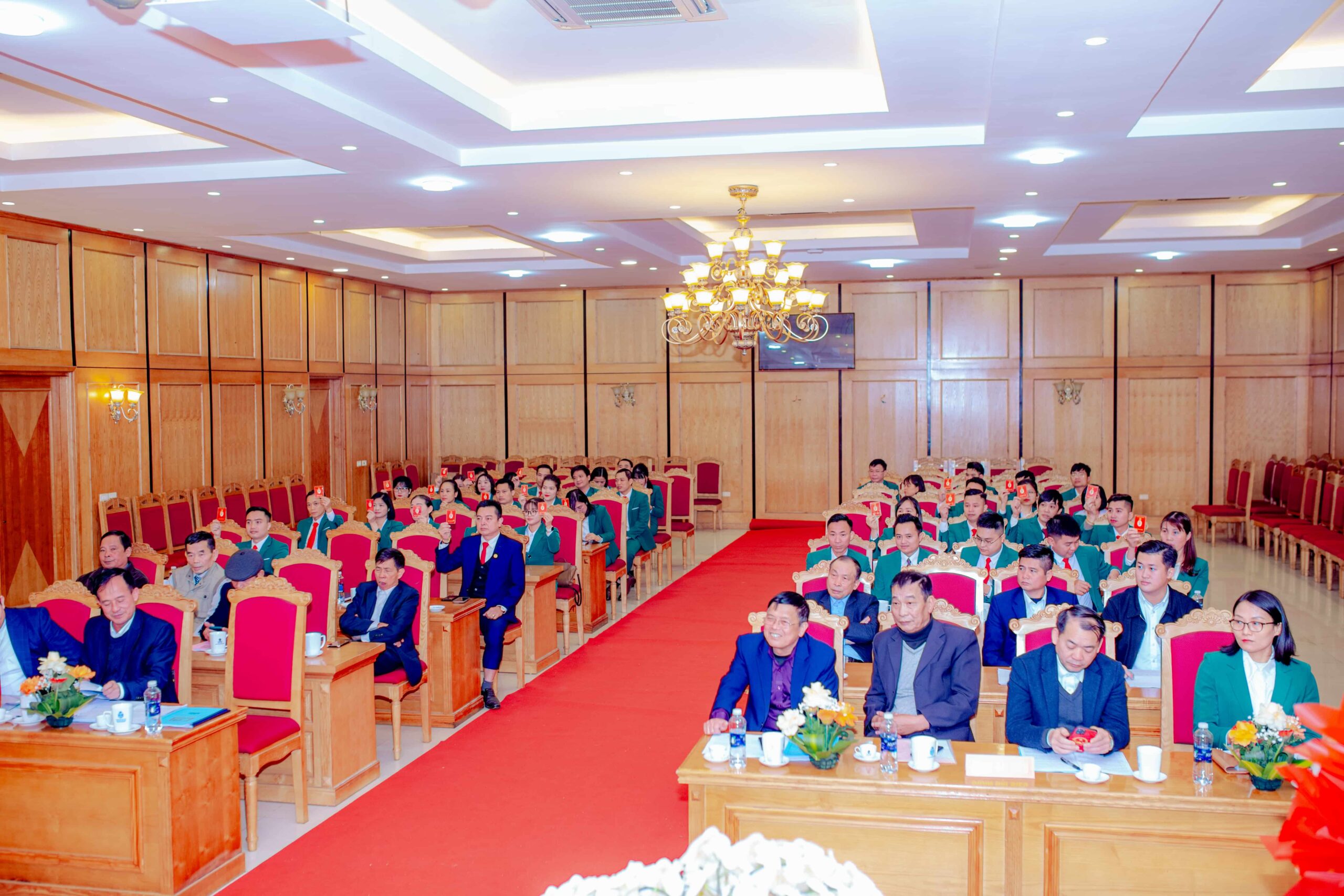 ĐẠI HỘI ĐẢNG TẬP ĐOÀN ĐỨC HẠNH MARPHAVET BMG NHIỆM KỲ 2025-2026 - Tập đoàn Đức Hạnh Marphavet BMG - XEVIP.ICU