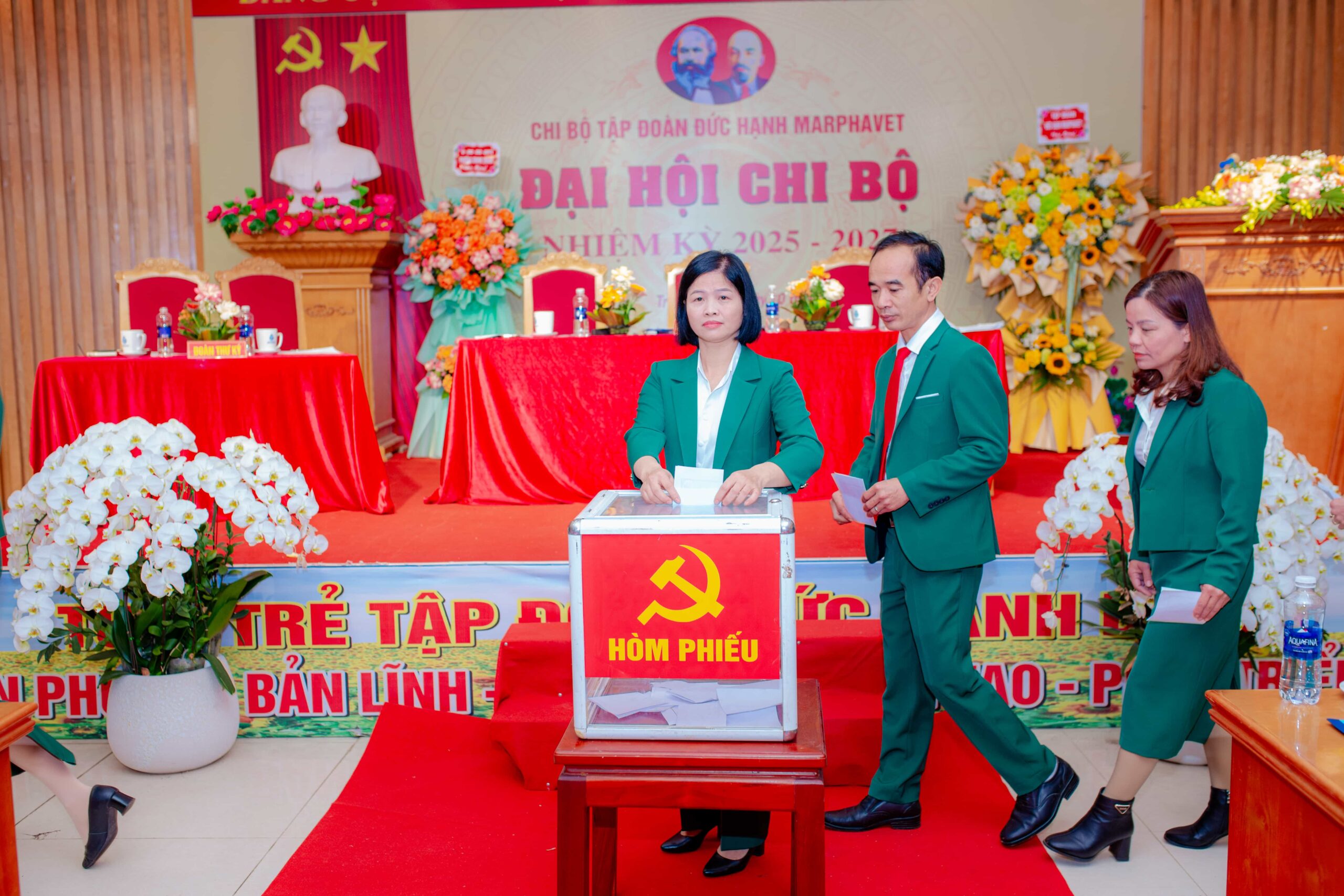 ĐẠI HỘI ĐẢNG TẬP ĐOÀN ĐỨC HẠNH MARPHAVET BMG NHIỆM KỲ 2025-2026 - Tập đoàn Đức Hạnh Marphavet BMG - XEVIP.ICU