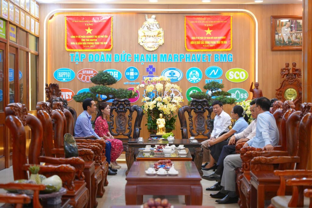 NGÀY HỘI TUYỂN ĐỒNG NGHIỆP – CHÀO ĐÓN TÂN KỸ SƯ & BÁC SĨ THÚ Y TỪ TRƯỜNG ĐẠI HỌC NÔNG LÂM THÁI NGUYÊN - Tập đoàn Đức Hạnh Marphavet BMG - XEVIP.ICU