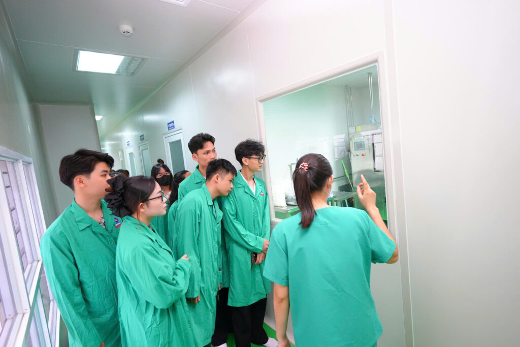 NGÀY HỘI TUYỂN ĐỒNG NGHIỆP – CHÀO ĐÓN TÂN KỸ SƯ & BÁC SĨ THÚ Y TỪ TRƯỜNG ĐẠI HỌC NÔNG LÂM THÁI NGUYÊN - Tập đoàn Đức Hạnh Marphavet BMG - XEVIP.ICU