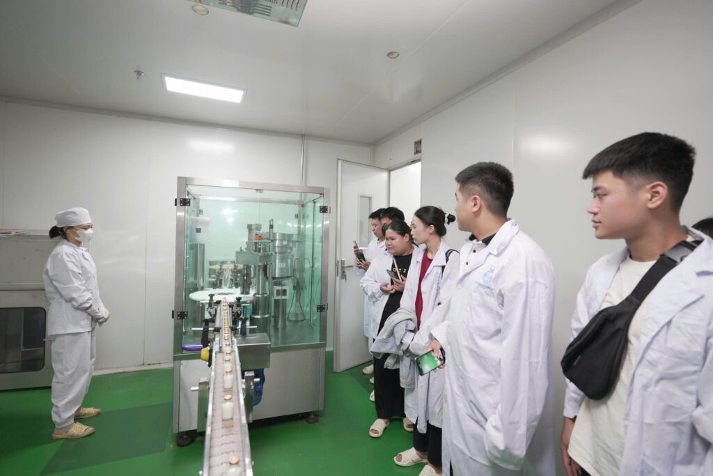 NGÀY HỘI TUYỂN ĐỒNG NGHIỆP – CHÀO ĐÓN TÂN KỸ SƯ & BÁC SĨ THÚ Y TỪ TRƯỜNG ĐẠI HỌC NÔNG LÂM THÁI NGUYÊN - Tập đoàn Đức Hạnh Marphavet BMG - XEVIP.ICU