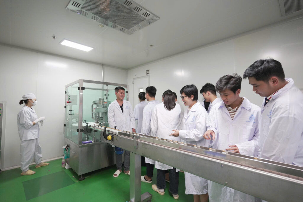 NGÀY HỘI TUYỂN ĐỒNG NGHIỆP – CHÀO ĐÓN TÂN KỸ SƯ & BÁC SĨ THÚ Y TỪ TRƯỜNG ĐẠI HỌC NÔNG LÂM THÁI NGUYÊN - Tập đoàn Đức Hạnh Marphavet BMG - XEVIP.ICU